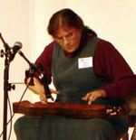 Nina Zanetti dulcimer performer